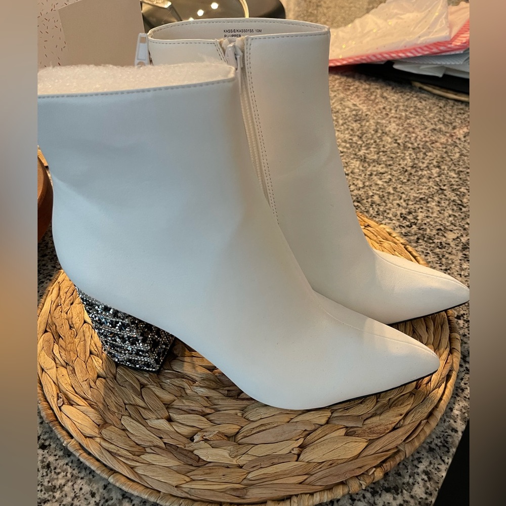 Betsey Johnson White Sparkle Boots